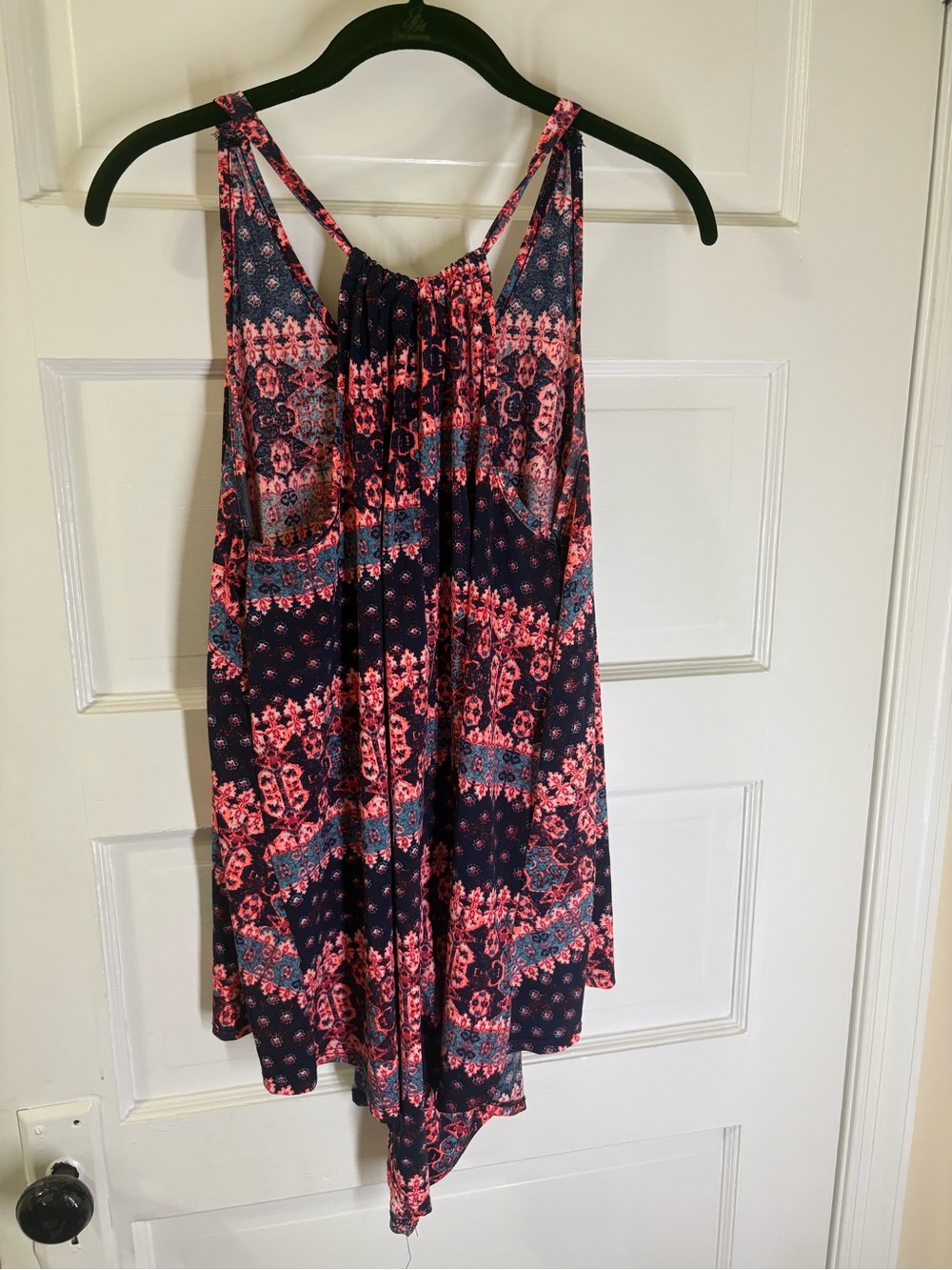 Sleeveless Navy and Coral Printed Tank Top - Picture 2 of 4